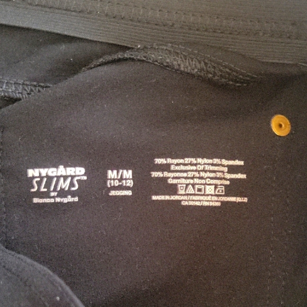 Peter Nygard Black Jeggings with Gold Button and Brads - Picture 5 of 5